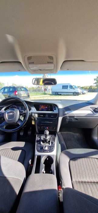 **Audi A4 B8** din 2011,