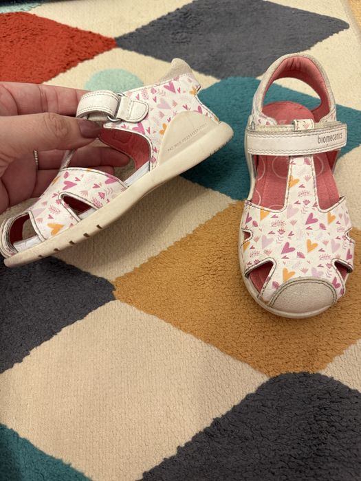 Sandale Biomecanics 26