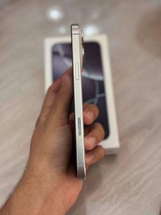 Iphone 16 pro max 256gb 60sikl