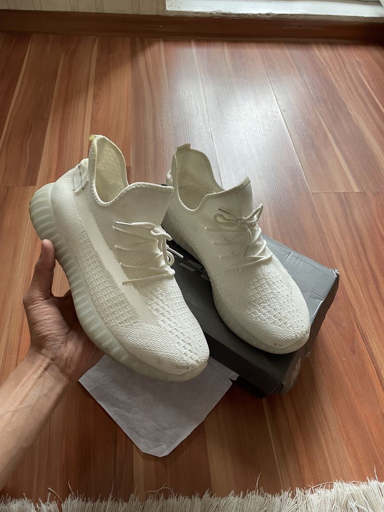 Кроссовки Adidas Yeezy boost 350, кроссы изи 45