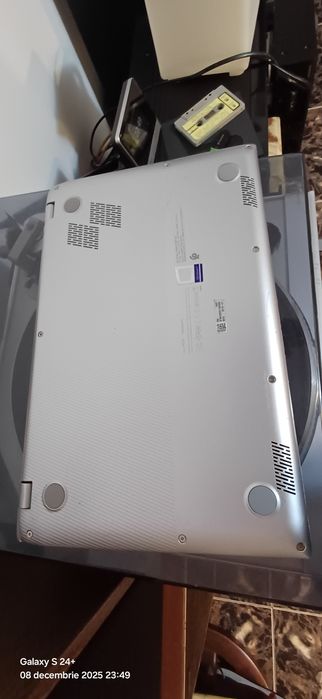 Leptop Asus S432F,defect