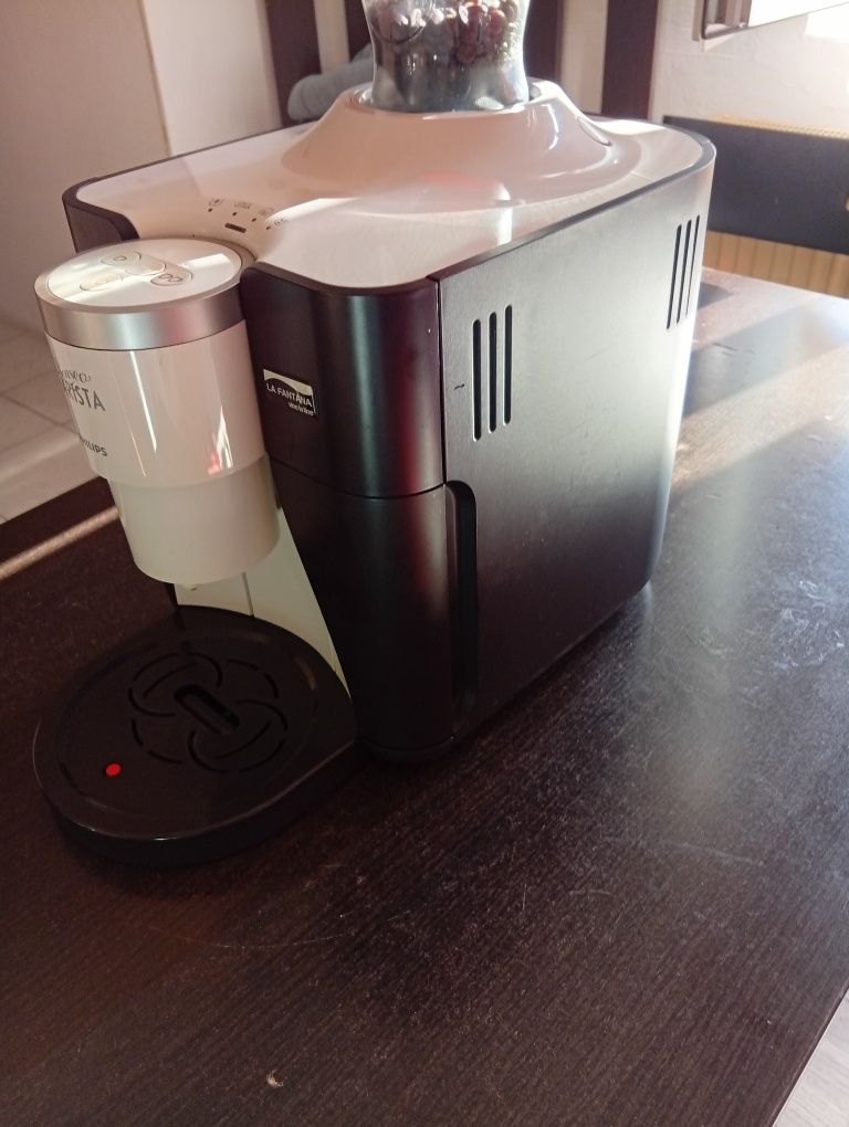Expresor cafea  automat sarista  Philips aproape nou