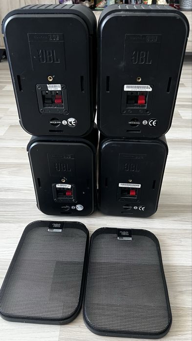 4 boxe JBL Control ONE
