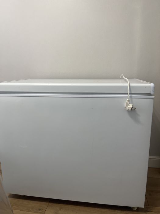 Морозильник Бирюса