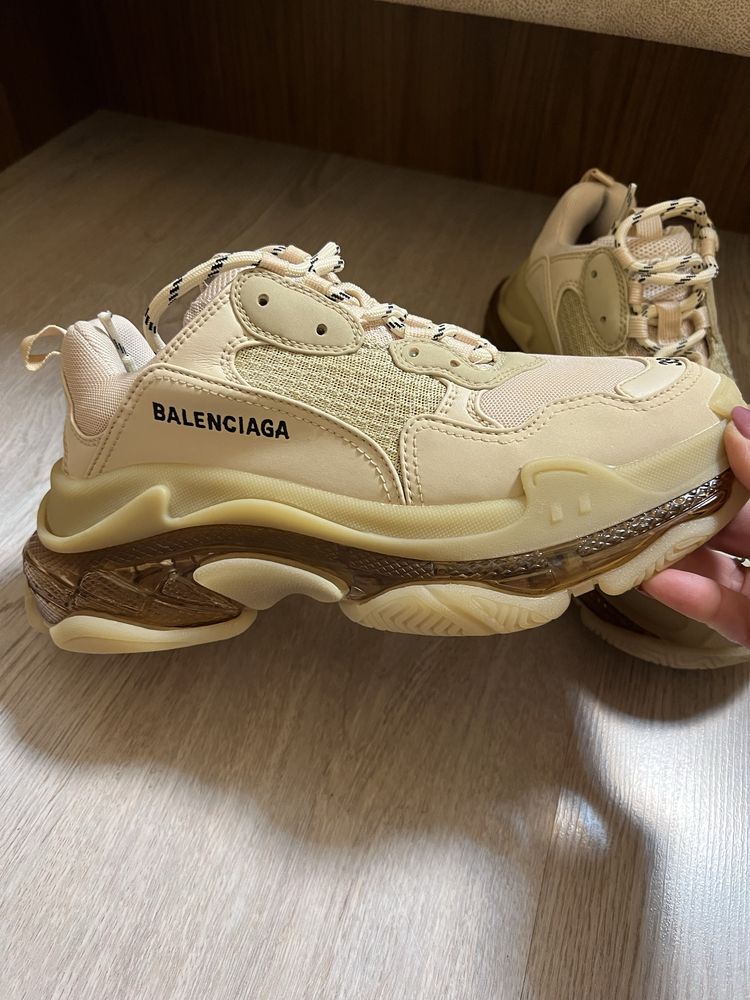 Balenciaga Оригинални