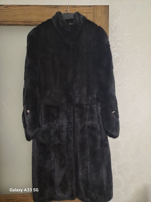 Продам норковую шубу
