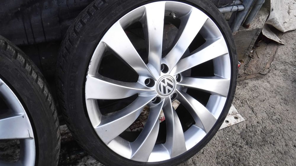 Jante VW Passat CC interlagos  235 35 19 iarna Semperit