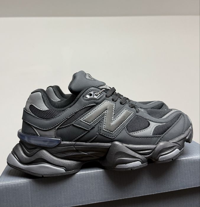 New Balance 9060 Black