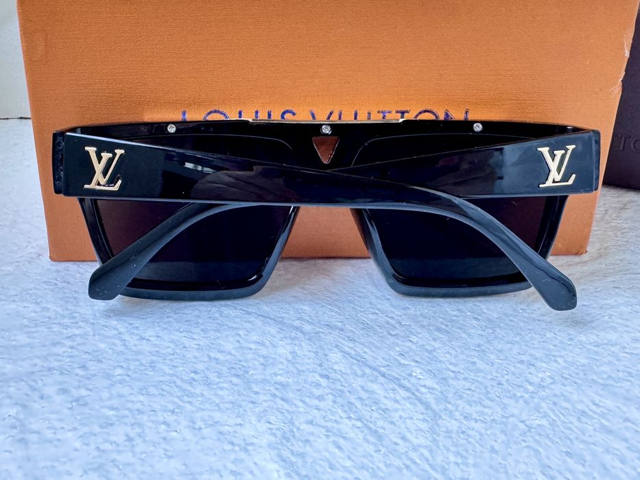 Мъжки слънчеви очила маска 2 цвята черни