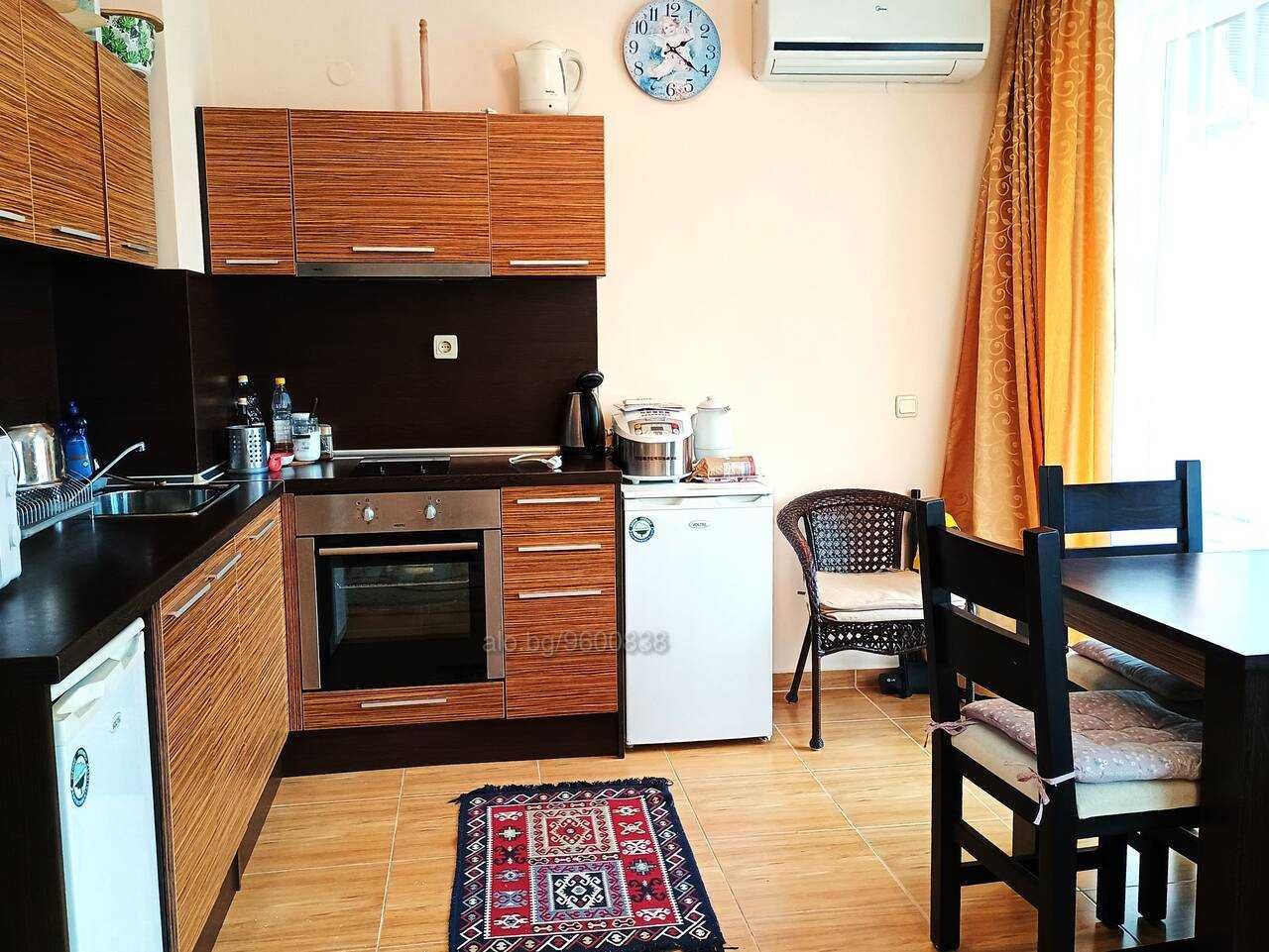 Дава се под наем Едностаен апартамент в Свети Влас - 48 кв.м за 153 € - Снимка #1