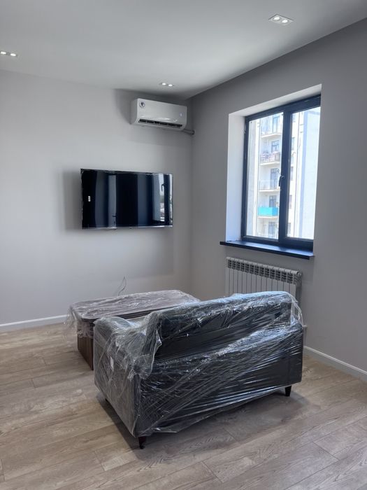 Uy sotiladi 1 xona 35M2