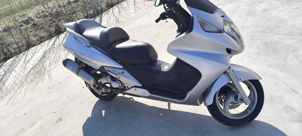 Honda Silverwing 600