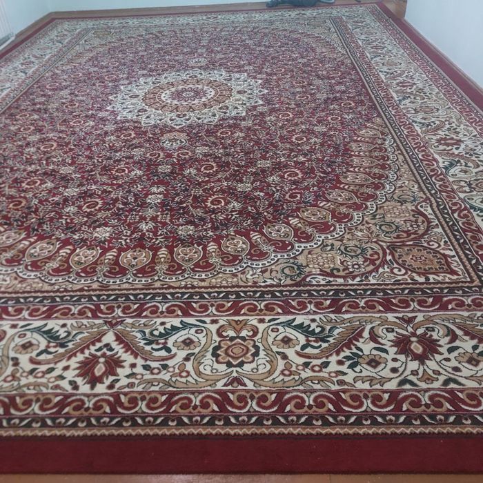 Kir moshina va gilam sotiladi