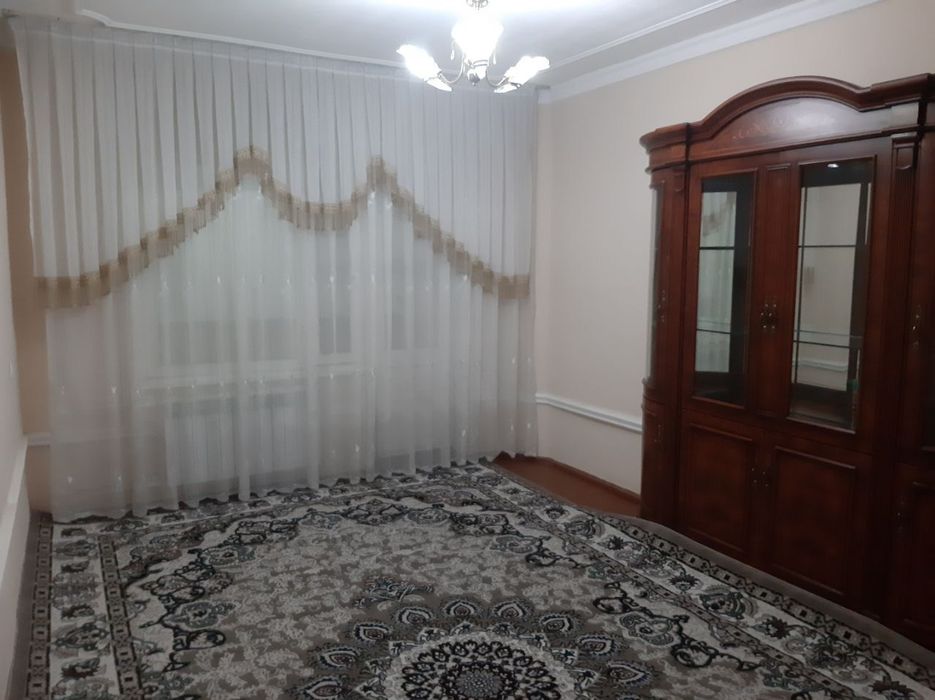 Сдается 3х комнатная на Сельхоз Сампи