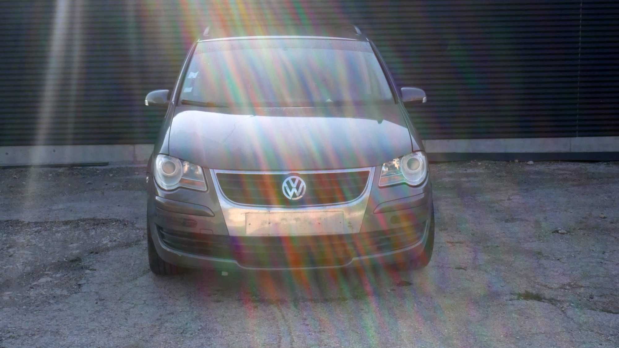 Volkswagen Touran I 2003-2010 НА ЧАСТИ В ОПИСАНИЕТО