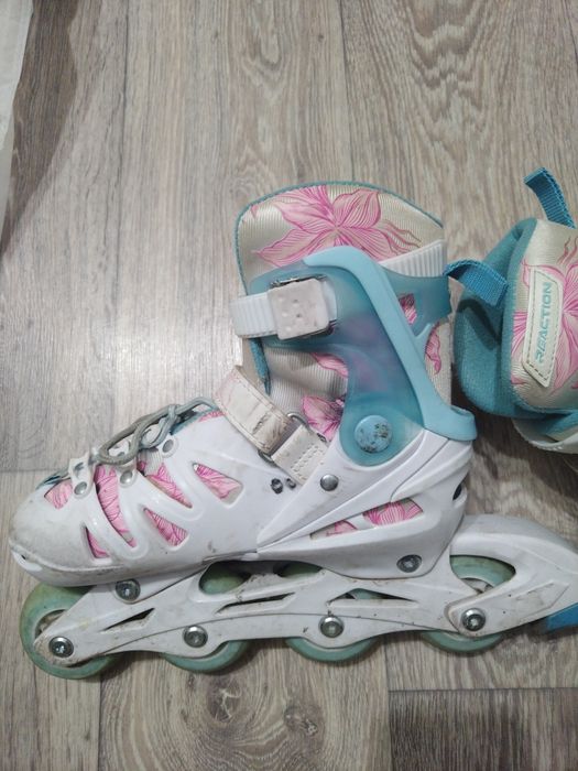 Продам роликовые коньки