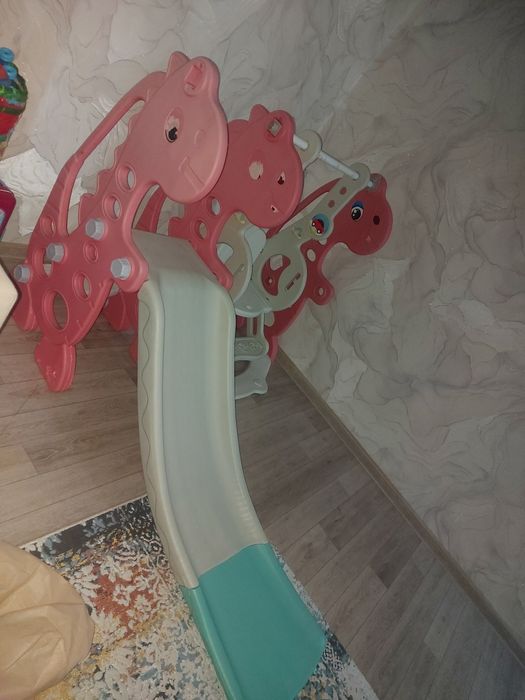 Продам  детский  качеля и горка