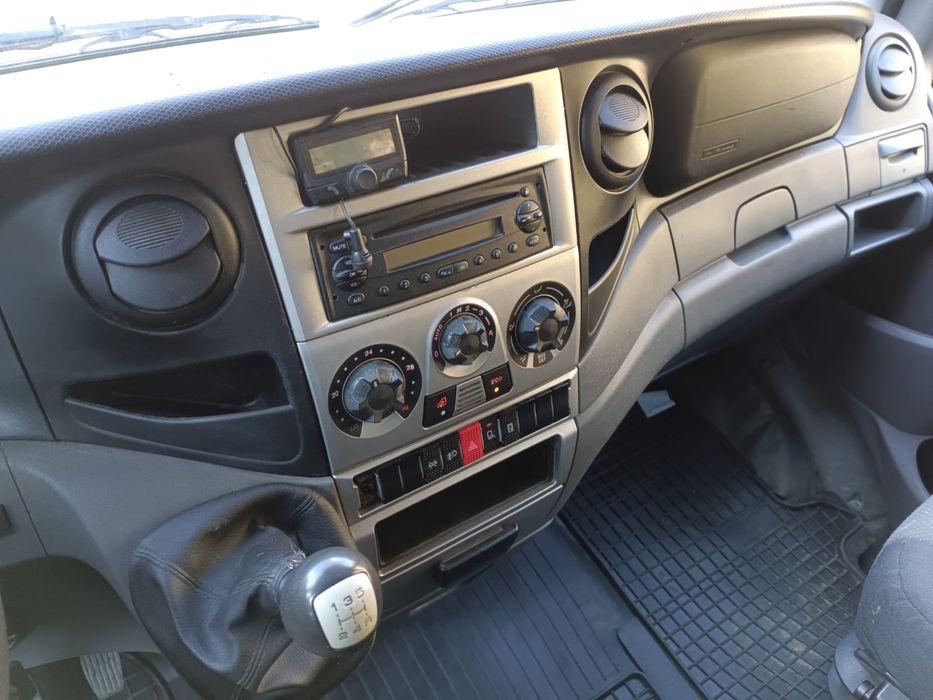 Iveco daily doka 6 locuri si bena basculabila cu klima, carte RAR