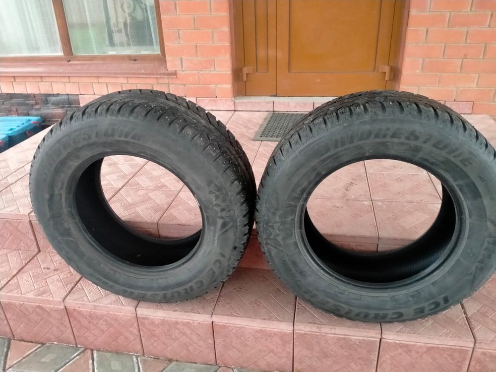 Зимние шины 285/60/R18 Bridgestone