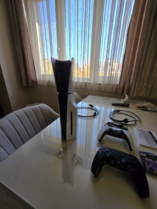 Ps5 Slim на година!