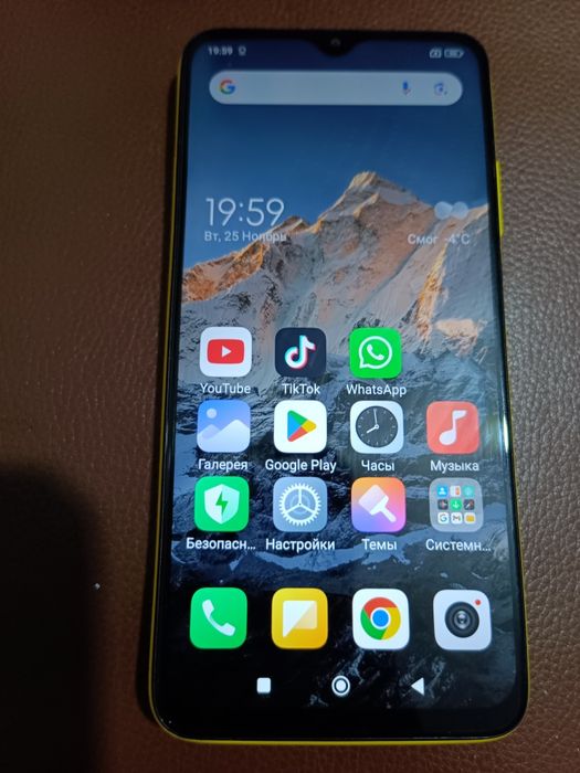 Poco M3 желтый смартфон