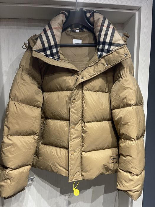 Geaca Burberry , puf de gasca