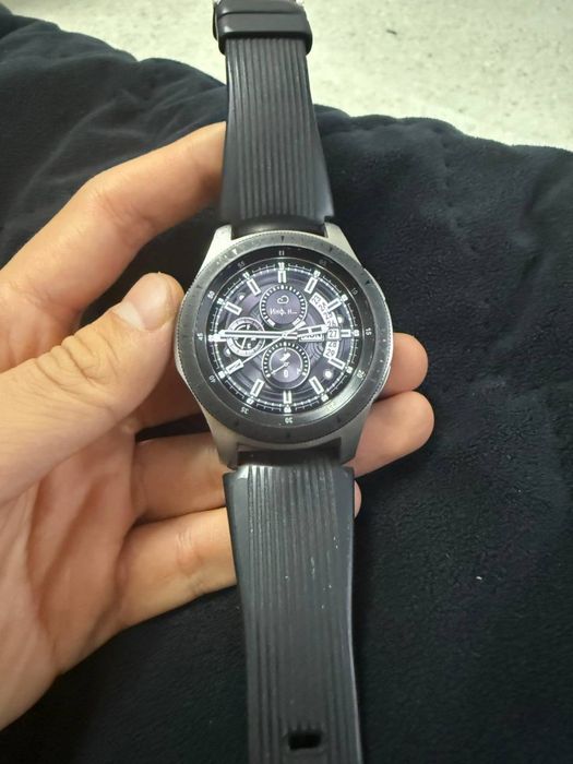 Продам galaxy watch