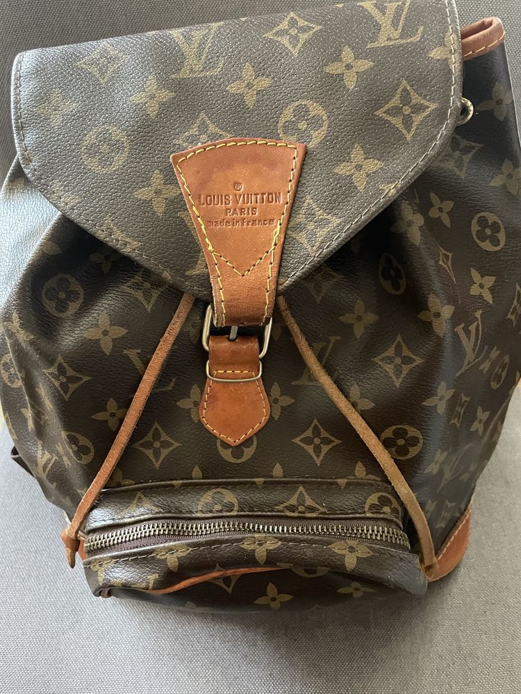100 ПРОЦЕНТА ОРИГИНАЛНА раница на Louis Vuitton