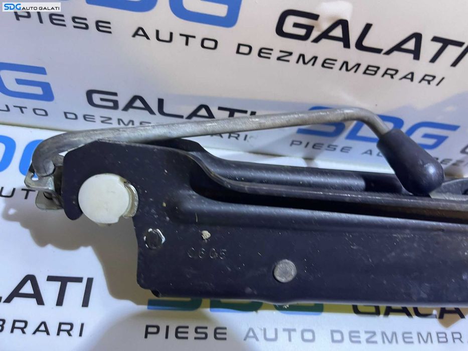 Cric Volkswagen Golf 5 2004 - 2008 Cod 1K0011031C