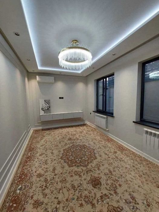 м.Буюк Ипак Йули ул.Никитина 2,2-сот 4-комн 100 м² 3 с/у евроремонт