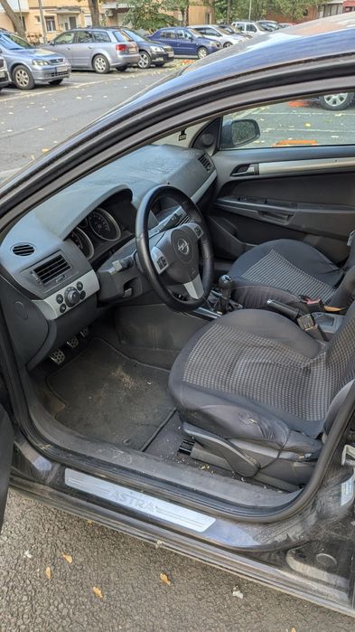 Opel Astra H 2.0T 170CP