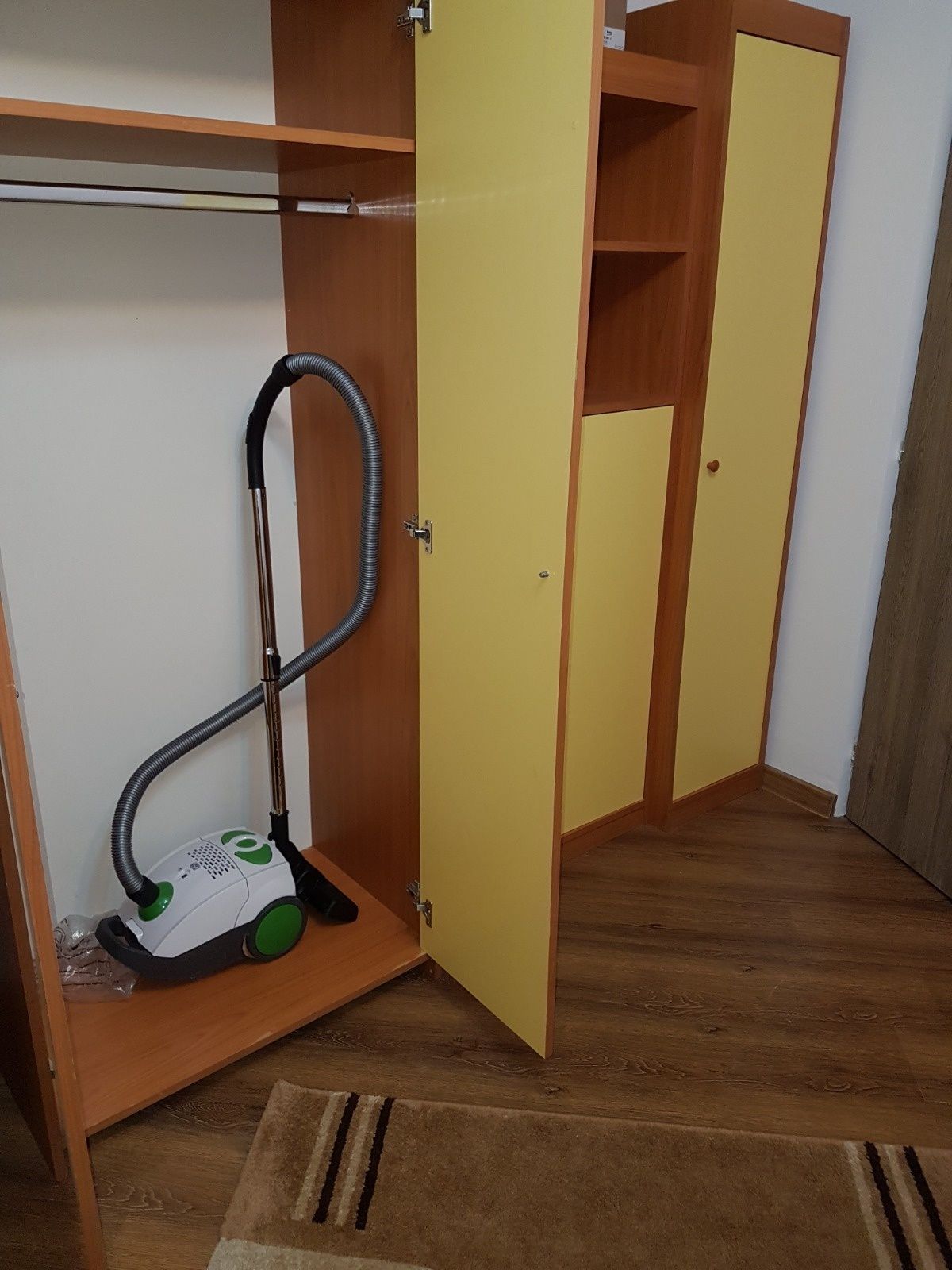 Proprietar, Inchiriez ap 2 cam