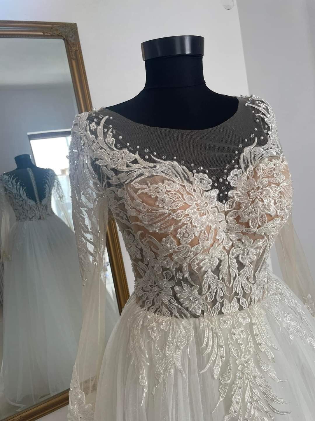 Rochie de mireasa tip prințesă NOU (NEPURTATA)