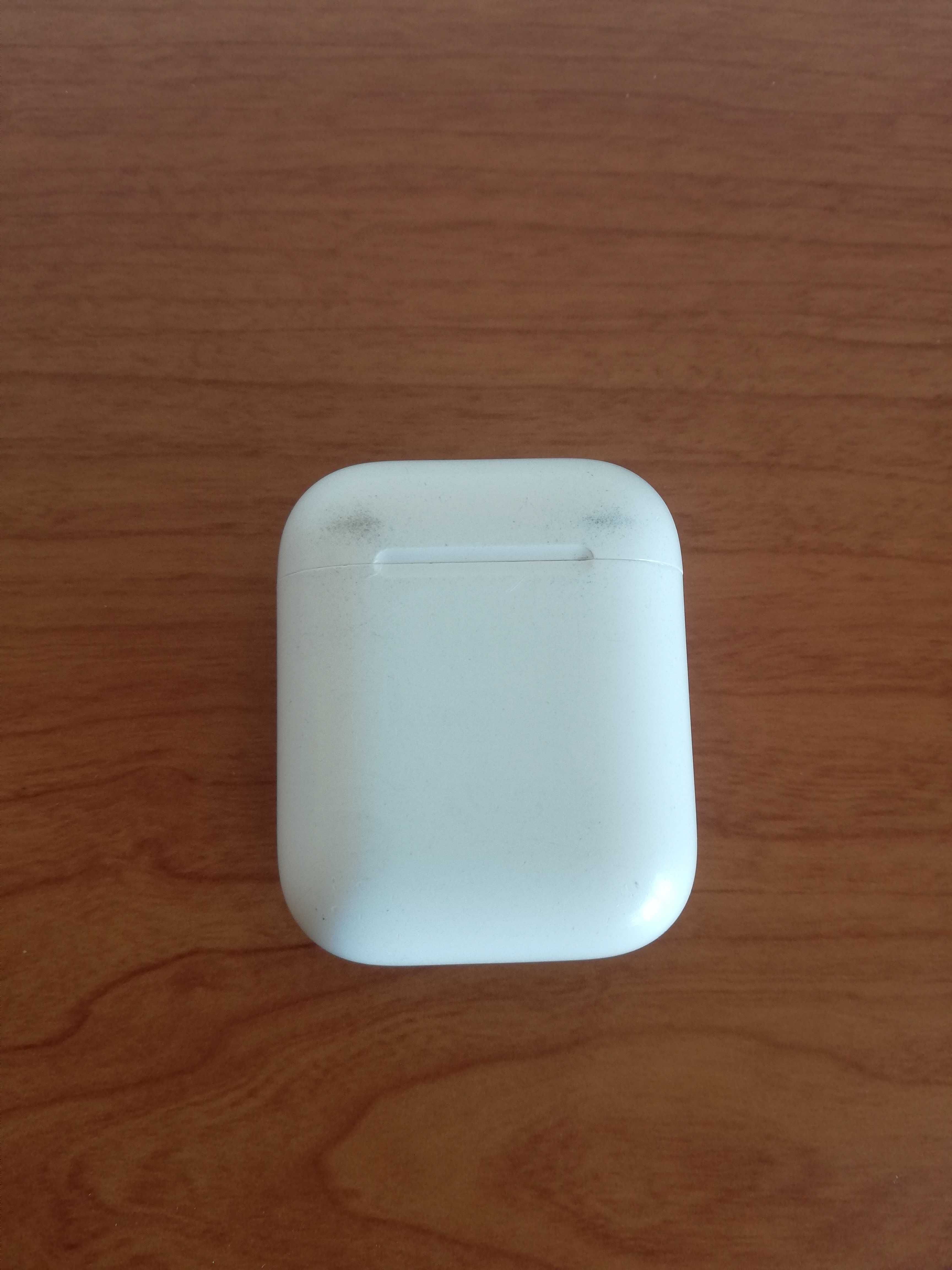 Apple Airpods 2gn А1602 зарядна кутия