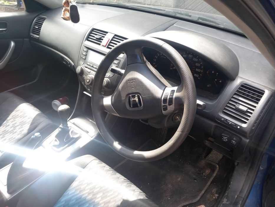 Хонда акорд 2003г. Бензин 150 коня на части