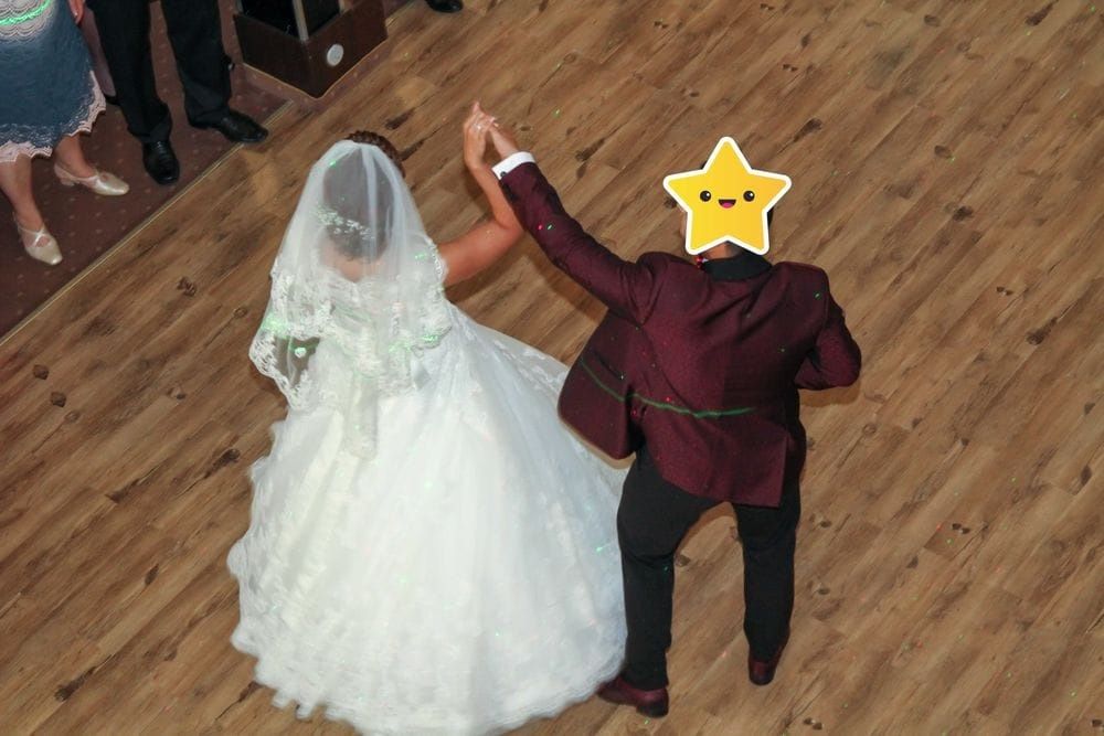 Vând rochie de mireasă impecabilă
