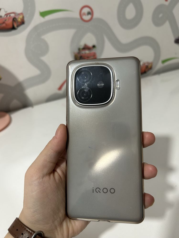 IQOO z9 Turbo+ Smartphone