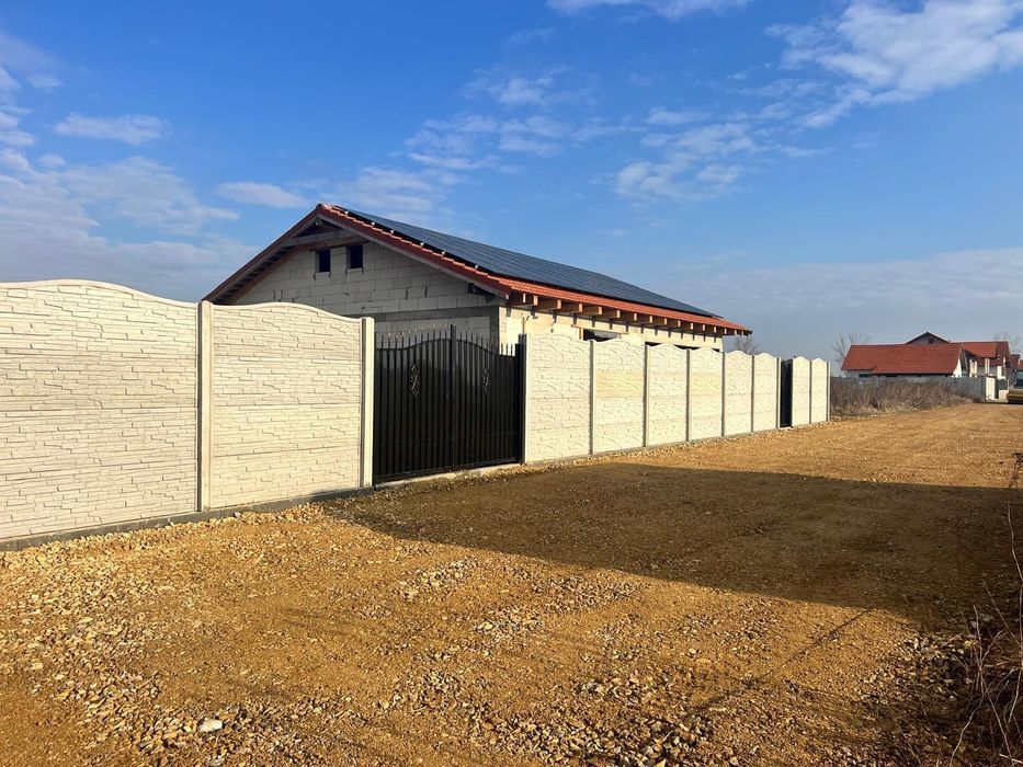 Casa pasivă 17 kw panouri+ 25 kw baterii