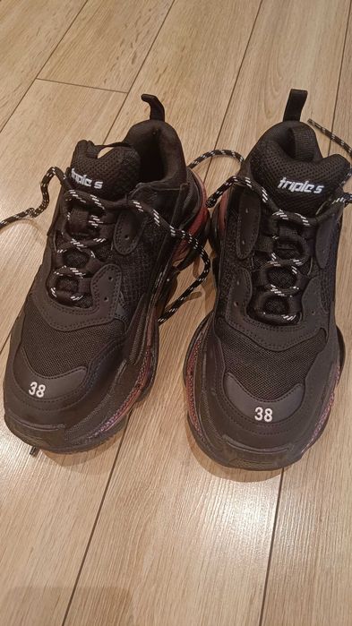 Черни маратонки Balenciaga Triple S