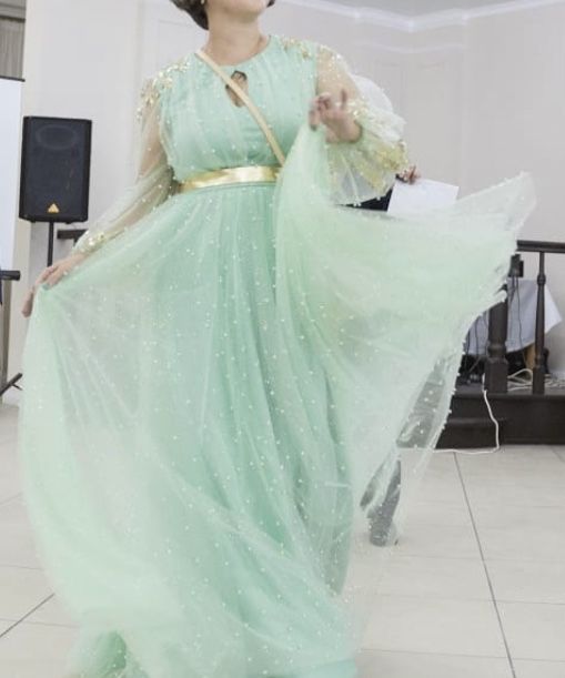 Продам вечернее платье