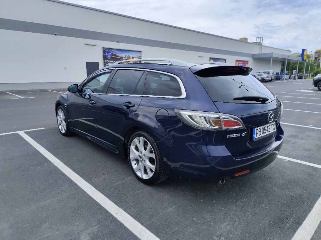 Mazda 6 2.0 бензин , автомат , газ