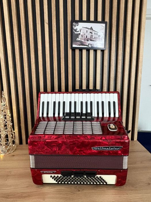 Acordeon Weltmeister Stella cu 80 de basi
