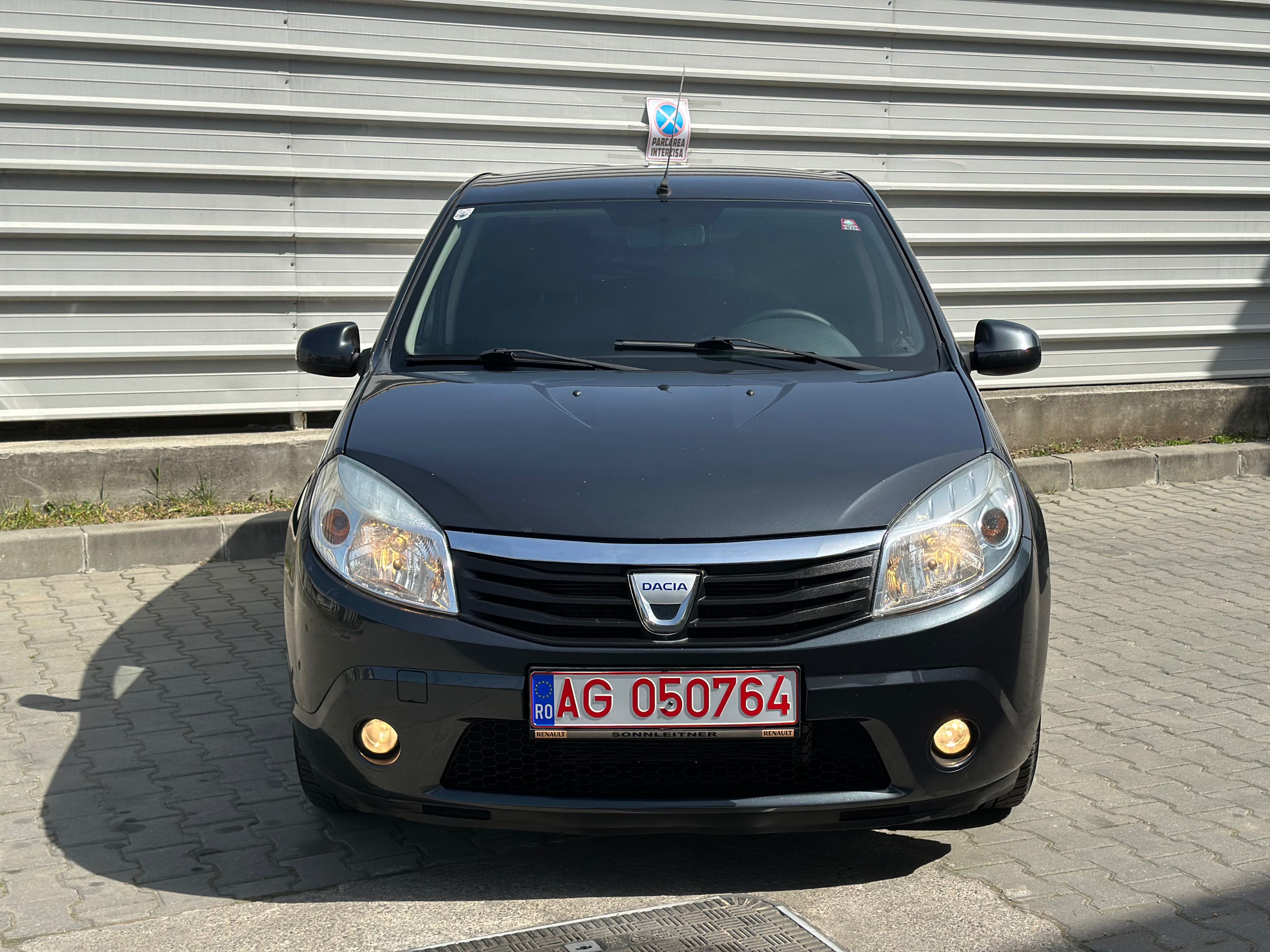 Dacia Sandero • 1.4 Benzină • 83.000 km • Adus Recent !