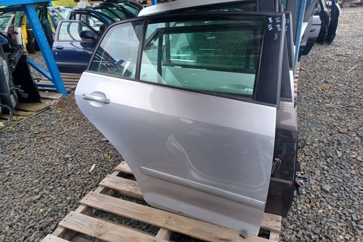 Usa / Portiera spate dreapta Volkswagen VW Golf 5  [din 2003 pana  20