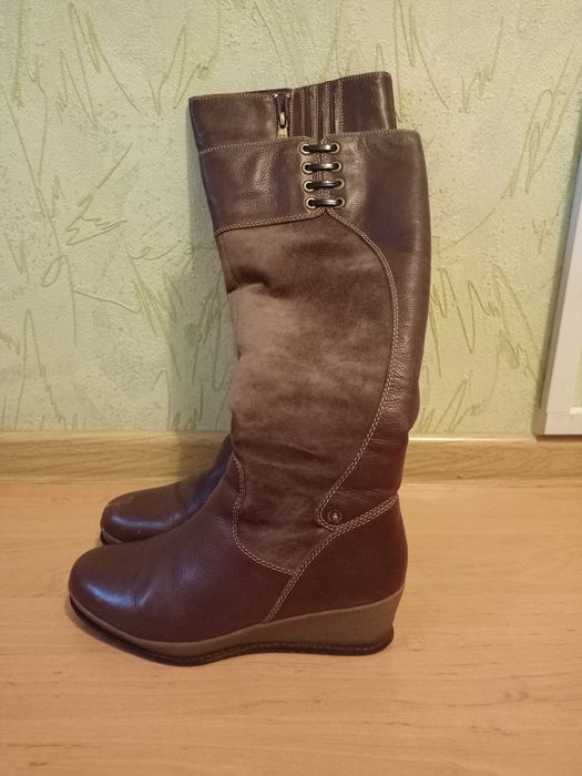 Продам сапоги зимние, кожаные с теплым мехом.