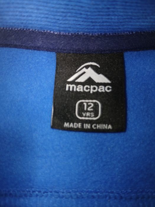 Vând compleu ptr. băiat