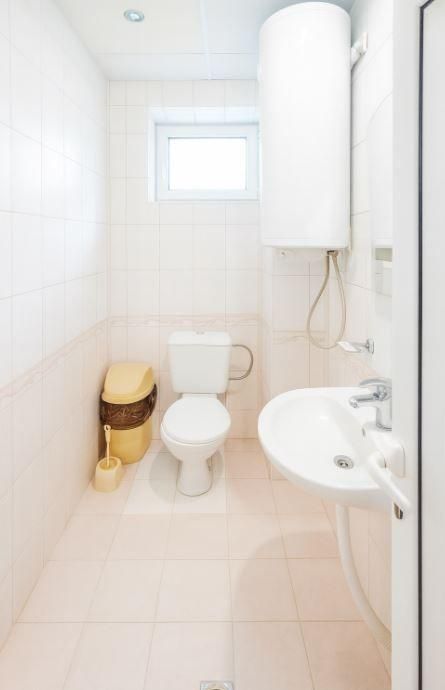 Етаж от къща в района на Владислав Варненчик!