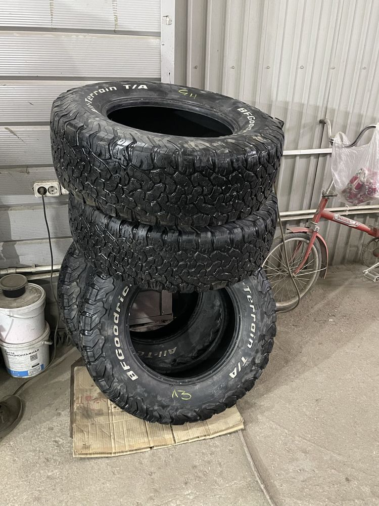 BFGoodrich ALL-TERRAIN T/A KO2 265/70/R17