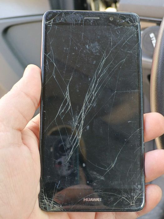 Продам смартфоны и 2 жёстких диска по 500 гб