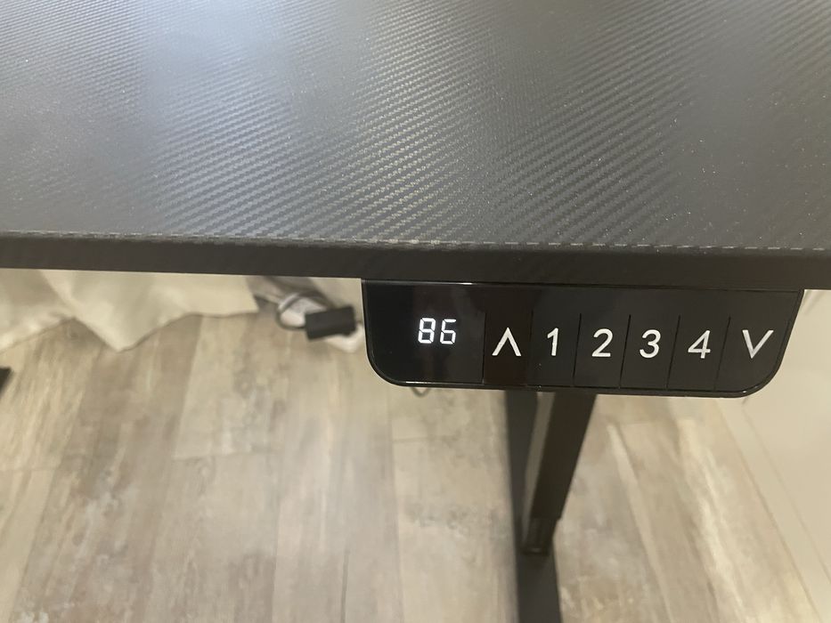 Компьютерный стол Xtreon